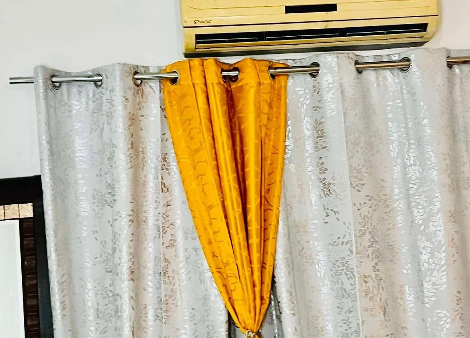 Guest house Orange Room Dakar Senegal